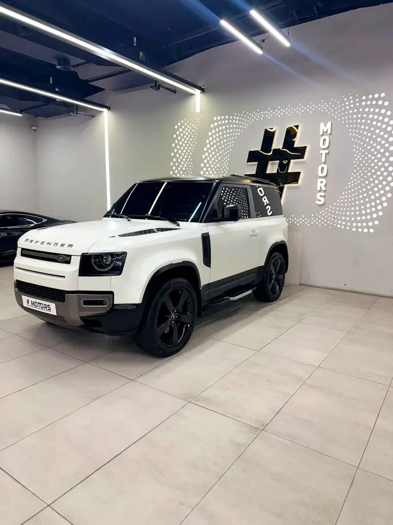 2025 Land Rover Defender