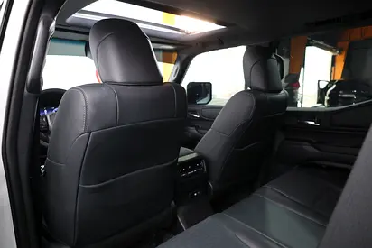 صورة 11 لـ 2025 Toyota PRADO