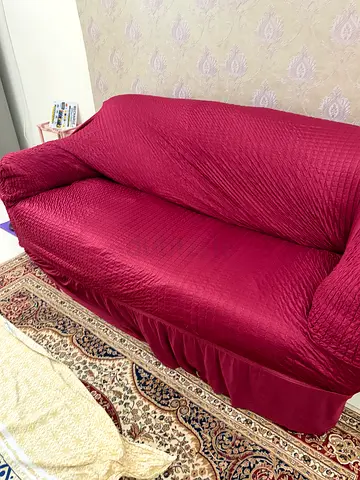 3 seater sofa with cover for free
