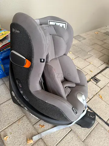 Cybex Sirona Z1 i-Size 360° Rotating Car Seat + Base Z