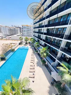 Luxurious &amp; Brand new Building Pool view !!! 1~ Br apartment Available !!! Spacious and Cozy :::