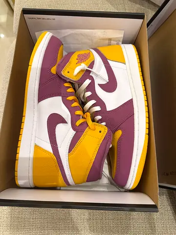 Jordan 1 retro high OG brotherhood 10.5US