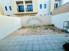 Luxurious 2bed hall Townhouse villa with maidroom, Private Garden