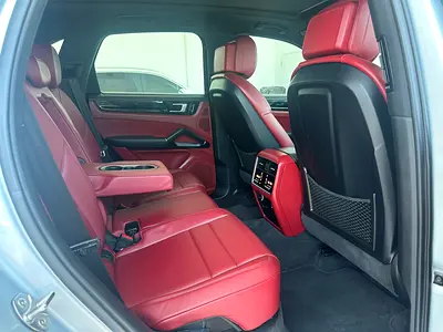 2019 Porsche CAYENNE 照片 9