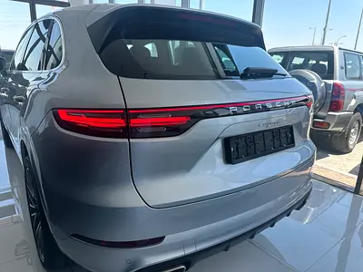2019 Porsche CAYENNE 照片 6
