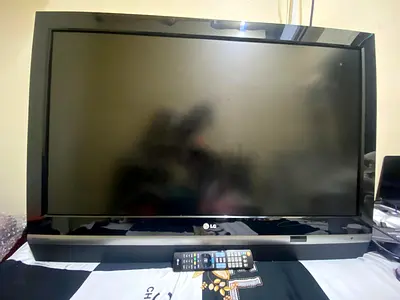 55 inches LG TV