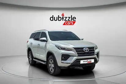 2025 Toyota FORTUNER 照片 1