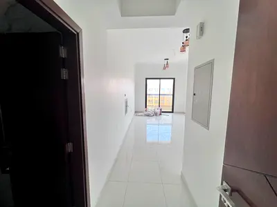 One bedroom and living room Brand new, first occupancy In Al-Talla Near Nesto Al-Talla and the Saudi German Hospital On Mohammed Bin Zayed Exit Centra