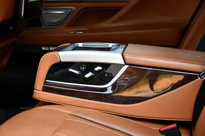 2016 BMW 7-SERIES 缩略图 11
