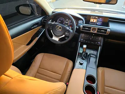 صورة 9 لـ 2014 Lexus IS-SERIES