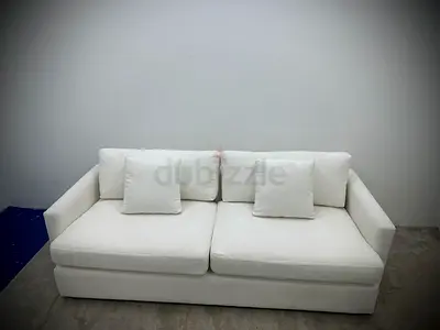 Looks great condition cratebarrel three seater sofa