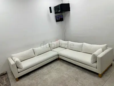 Like new condition cratebarrel corner sofa