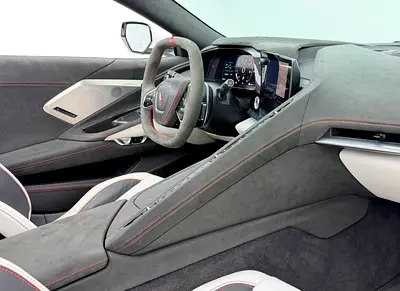 صورة 10 لـ 2023 Chevrolet CORVETTE