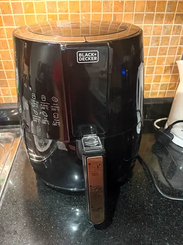 Black+Decker 4L Digital Air Fryer 1500W - Black