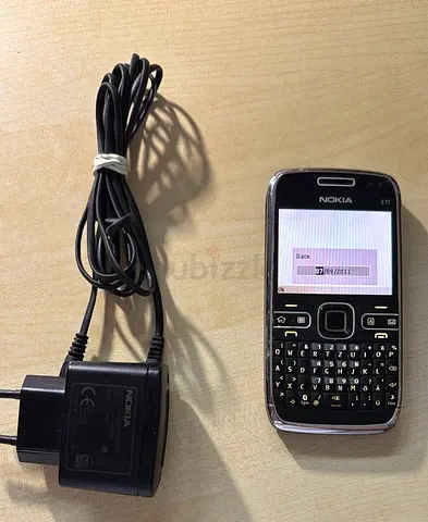 Nokia E72