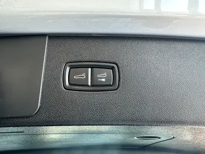 2019 Porsche CAYENNE — миниатюра 18