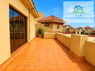 3 Bedroom duplex / Penthouse - Wynn Casino view - top floor