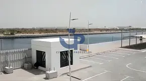 Stunning 1BR APT | Prime Area | Water Canal View