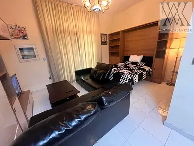 FULLY FURNISHED | HIGHER FLOOR | WELL MAINTAIN