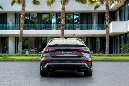 صورة 5 لـ 2022 AUDI RS3