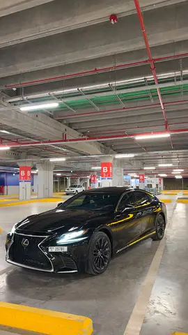 Lexus LS 500 Titanium 2019 American Specs - Luxury Sedan
