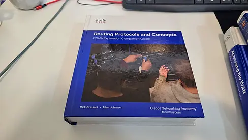 Routing Protocols and Concepts - CCNA Exploration Companion Guide