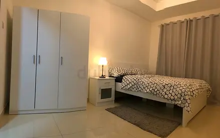 Single Room with attached washroom, Professionals Only - JVC - Aed 3,300 PM incl all bills.