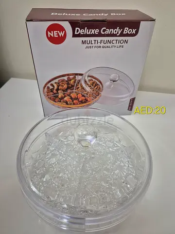 Clear Glass-Look Deluxe Candy/Nuts Serving Bowl with Lid - Gentlely Used