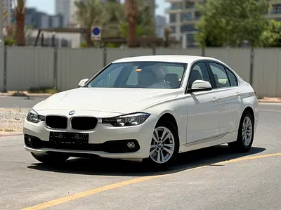 Stunning 2017 BMW 318i Executive - GCC Specs