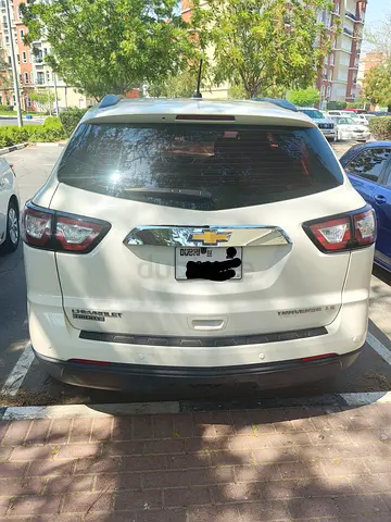 Chevrolet Traverse LS 2015 - American Specs - Well Maintained Family SUV