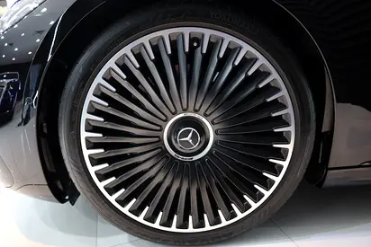 2023 Mercedes-BENZ EQS — миниатюра 17