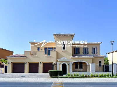 Vacant|Spacious 6BR+Pool|Prime Area|Unique Living