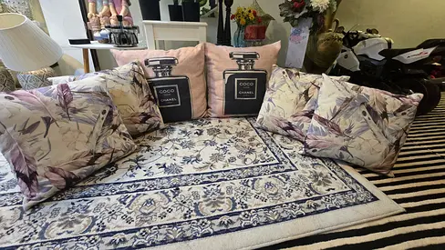 BEAUTIFUL LUXURY HOME CENTER 6 PICE COUSINS ONLY 60