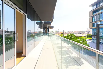 Spacious Layout | Prime Location | High Floor Apt
