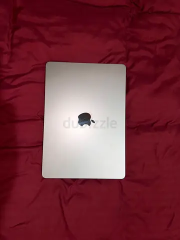 Apple MacBook Air (Silver) - Good Condition, Lightly Used