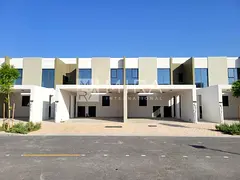 Spacious 3 BR Townhouse for Rent in La Rosa 6