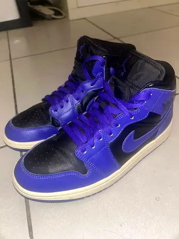 Air Jordan 1 Mid – Black/Royal Blue