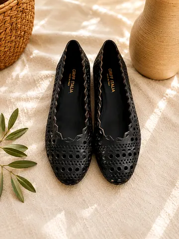 Griff Italia Leather Laser-Cut Ballet Flats – Size 39