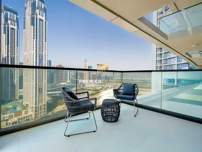 Canal View | Vacant | High Floor