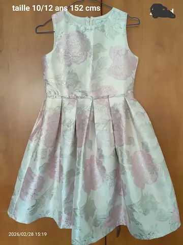 Girls floral party dress size 10/12 (152 cm)