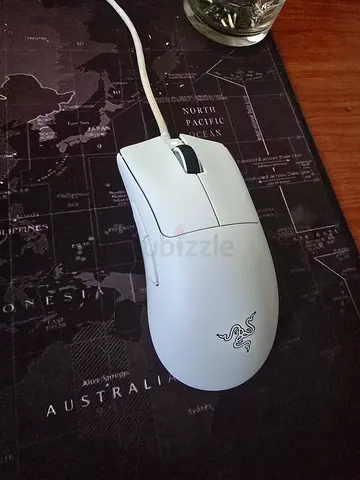 White Razer DeathAdder v3 Pro gaming mouse - good condition