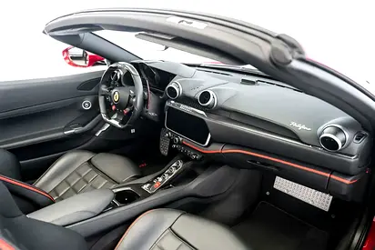 صورة مصغرة 12 لـ 2019 Ferrari PORTOFINO