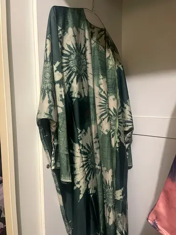 Green Abaya Medium Size
