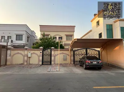 فيلا 5 غرف ماستر للإيجار في الروضة 3 بسعر مميز