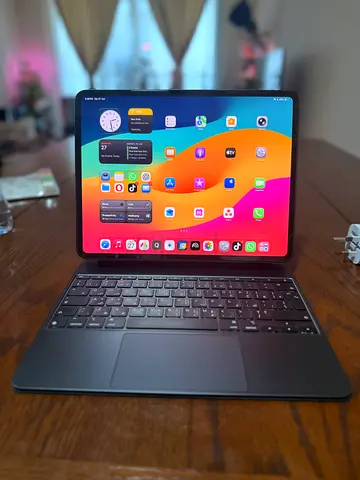 iPad Pro M4 13 inch in great condition