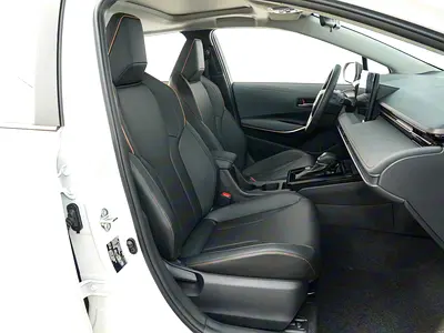 صورة 13 لـ 2026 Toyota COROLLA