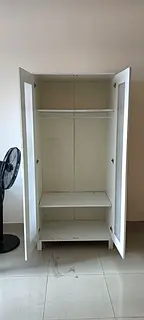 Bed space for Indian executive lady