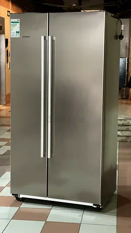 Siemens brand refrigerator side by side