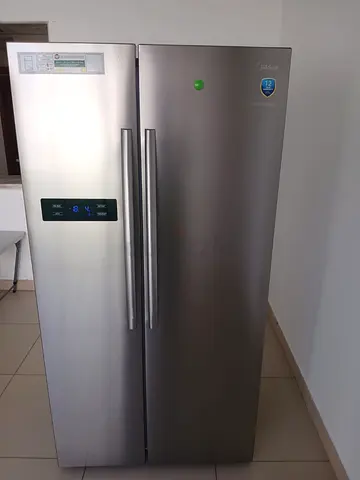 Midea side by side refrigerator