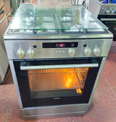 Siemens Digital 4 Burner Full Gas Cooker Range. 60Cm